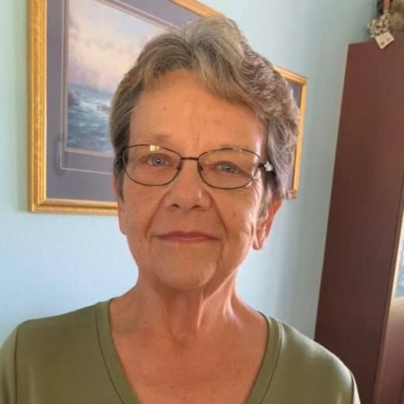 Meet your Posher, Linda - Picture 1 of 1